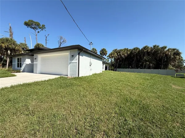 $2,050 | 4252 Sunburst Avenue, North Port, FL 34286