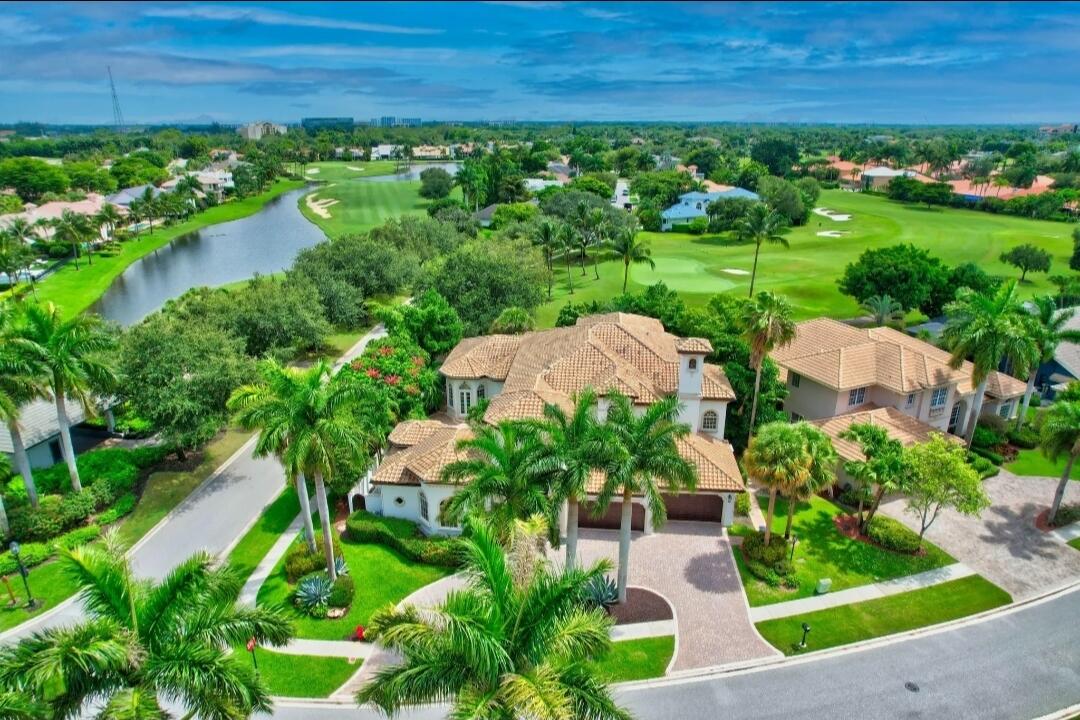 7635 Mandarin Drive Boca Raton, FL 33433 - Photo 4 of 37 1000553516