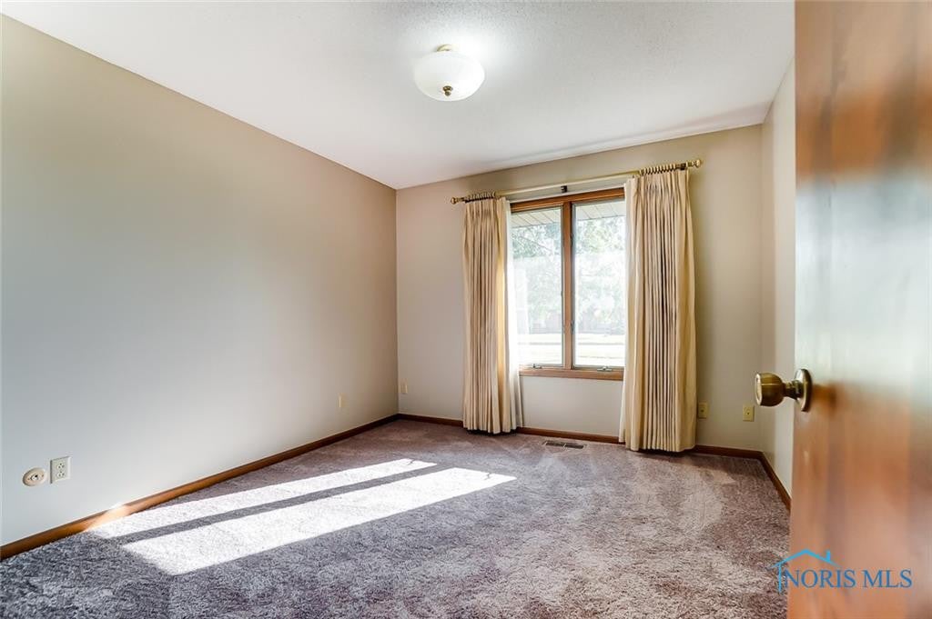 424 Chase Road Findlay, OH 45840 - Photo 24 of 33 Gallery Image 24