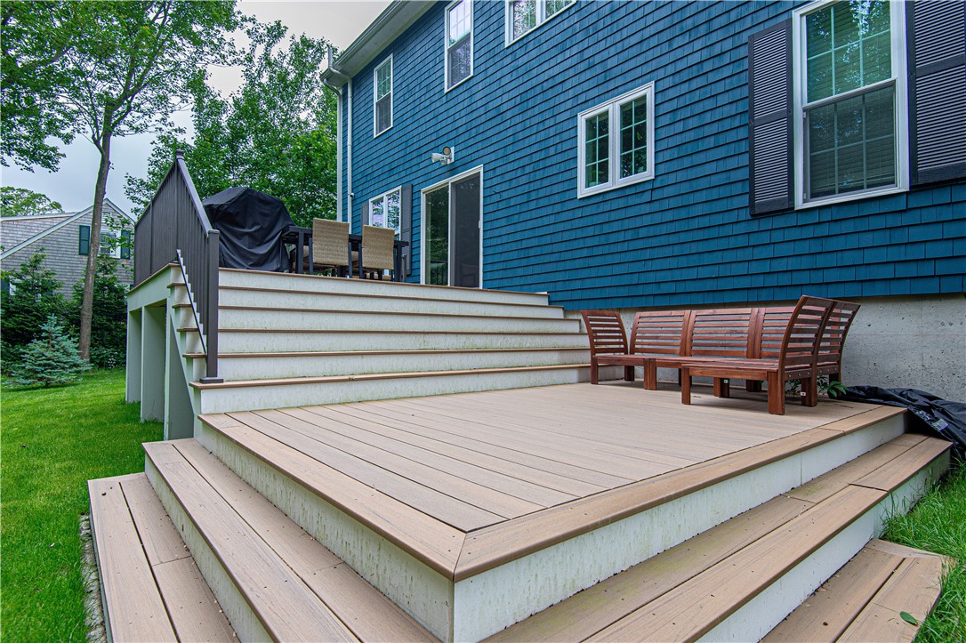34 Washington Road Barrington, RI 02806 - Photo 13 of 44