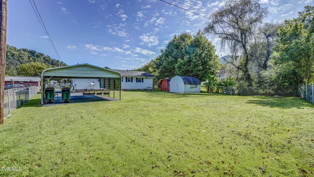 $247,000 | 116 Smalling Street, Hampton, TN 37658