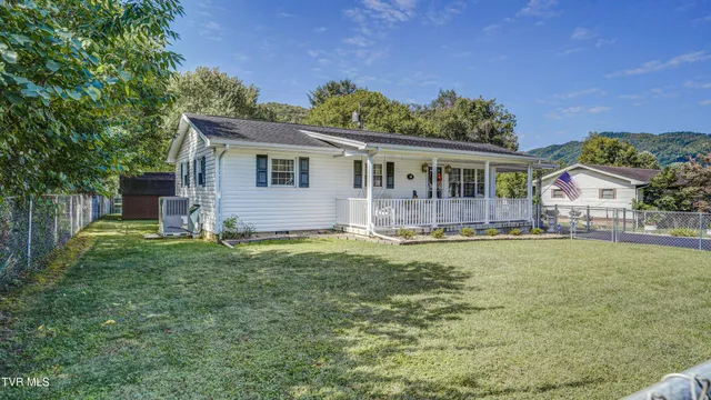 $247,000 | 116 Smalling Street, Hampton, TN 37658
