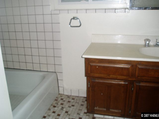 7477 Sandstone Drive Reno, NV 89511 - Photo 5 of 8 Photo 5