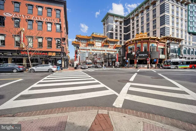 $1,150,000 | 616 E Street Northwest, Unit 1150, Washington, DC 20004