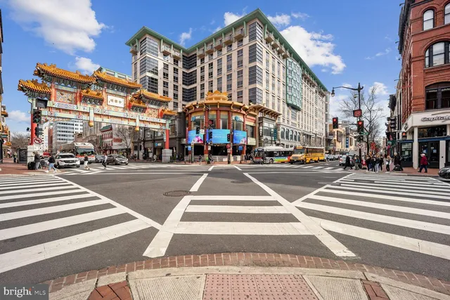 $1,150,000 | 616 E Street Northwest, Unit 1150, Washington, DC 20004