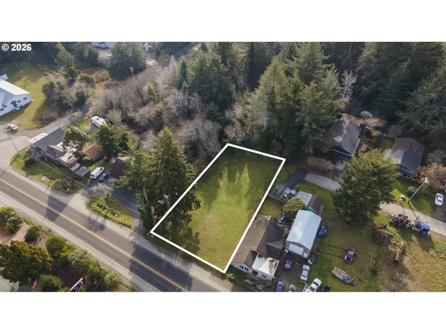 $195,000 | 1168 2nd Street Southeast, Bandon, OR 97411