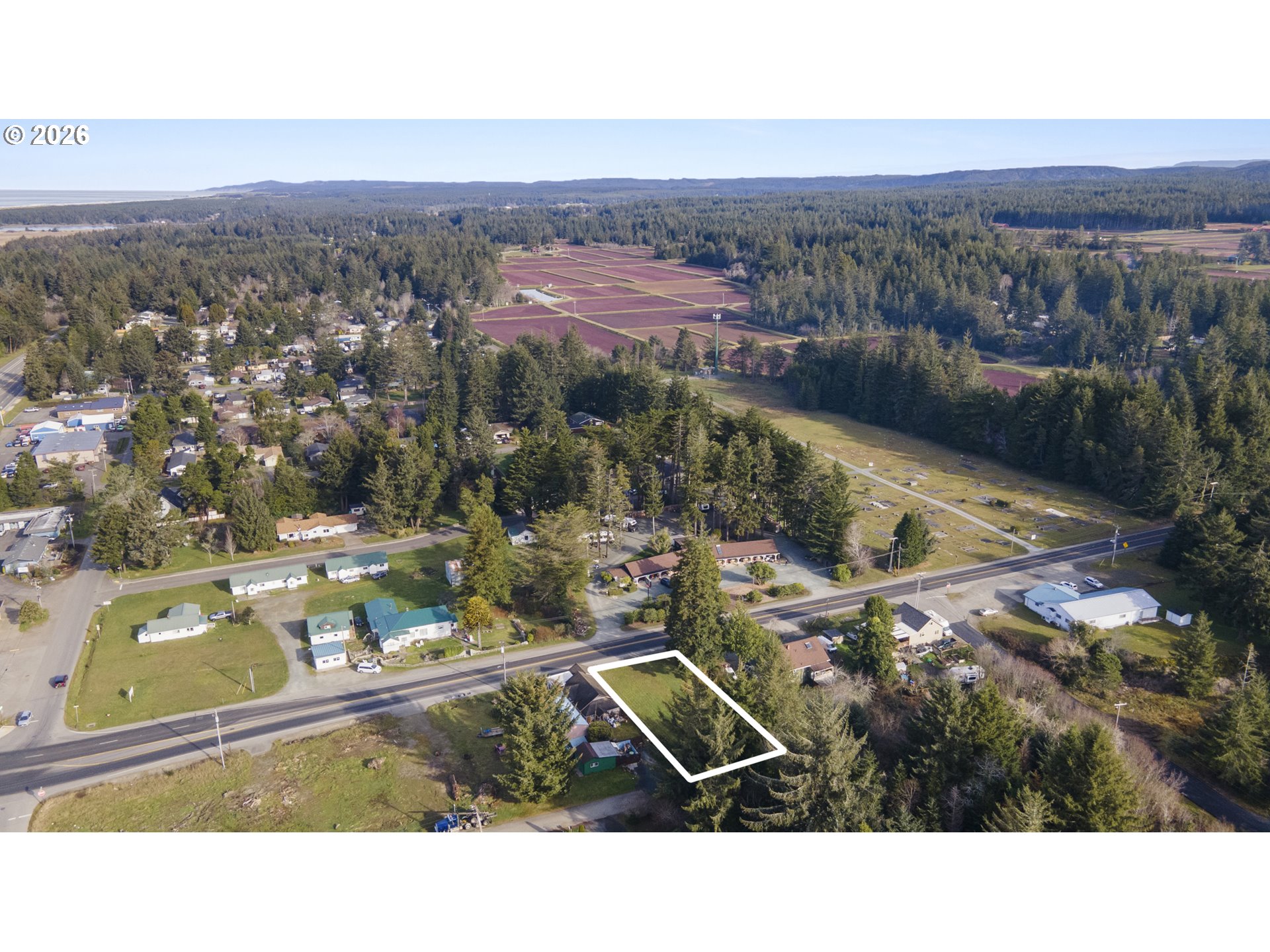 1168 2nd Street Southeast Bandon, OR 97411 - Photo 9 of 10