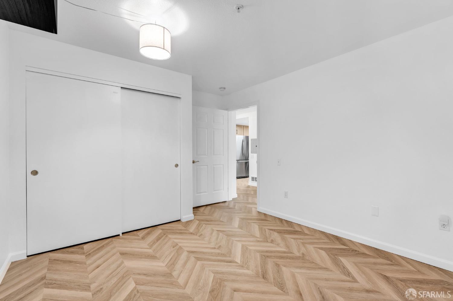 555 10th Street, Unit 102 Oakland, CA 94607 - Photo 20 of 38