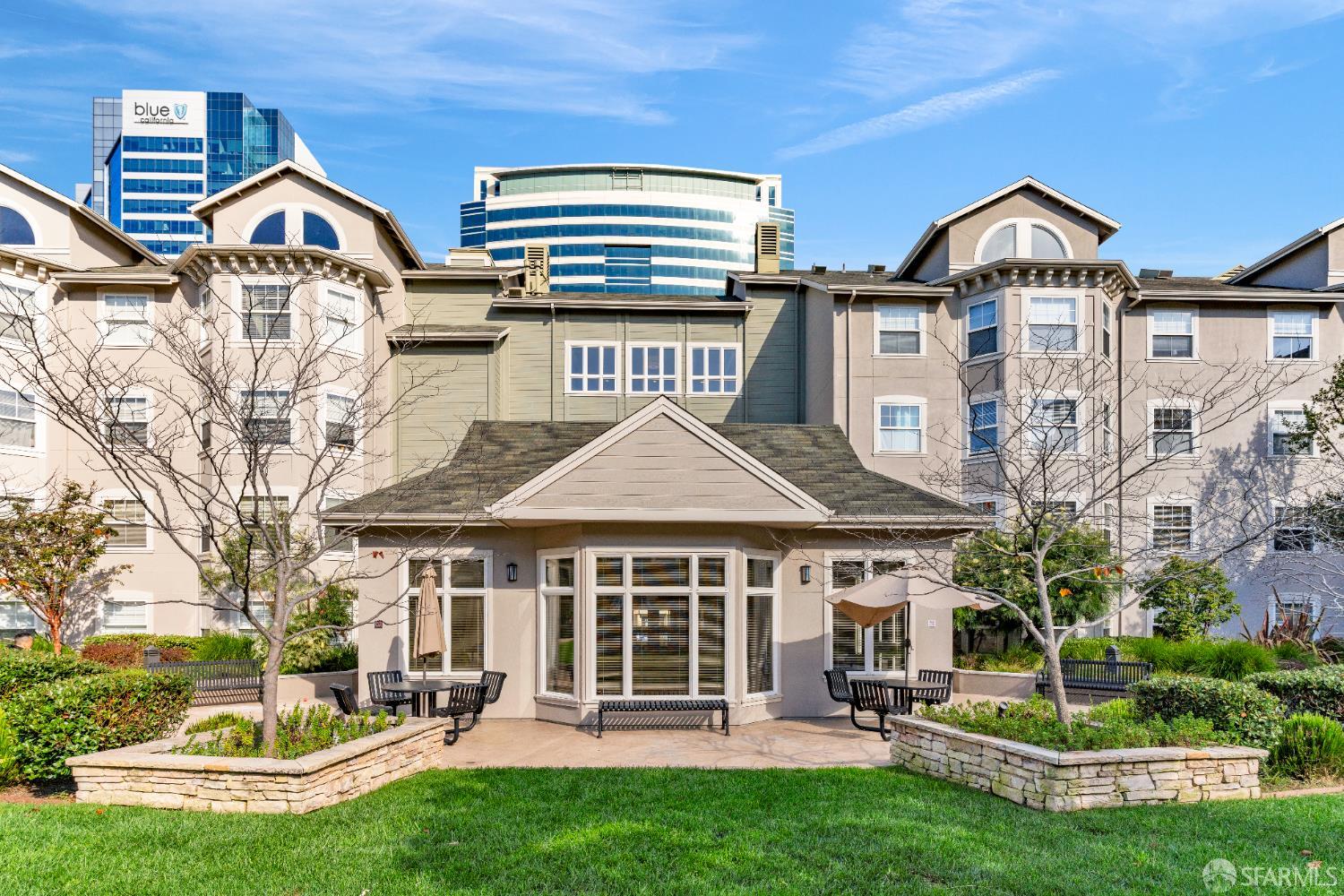 555 10th Street, Unit 102 Oakland, CA 94607 - Photo 37 of 38