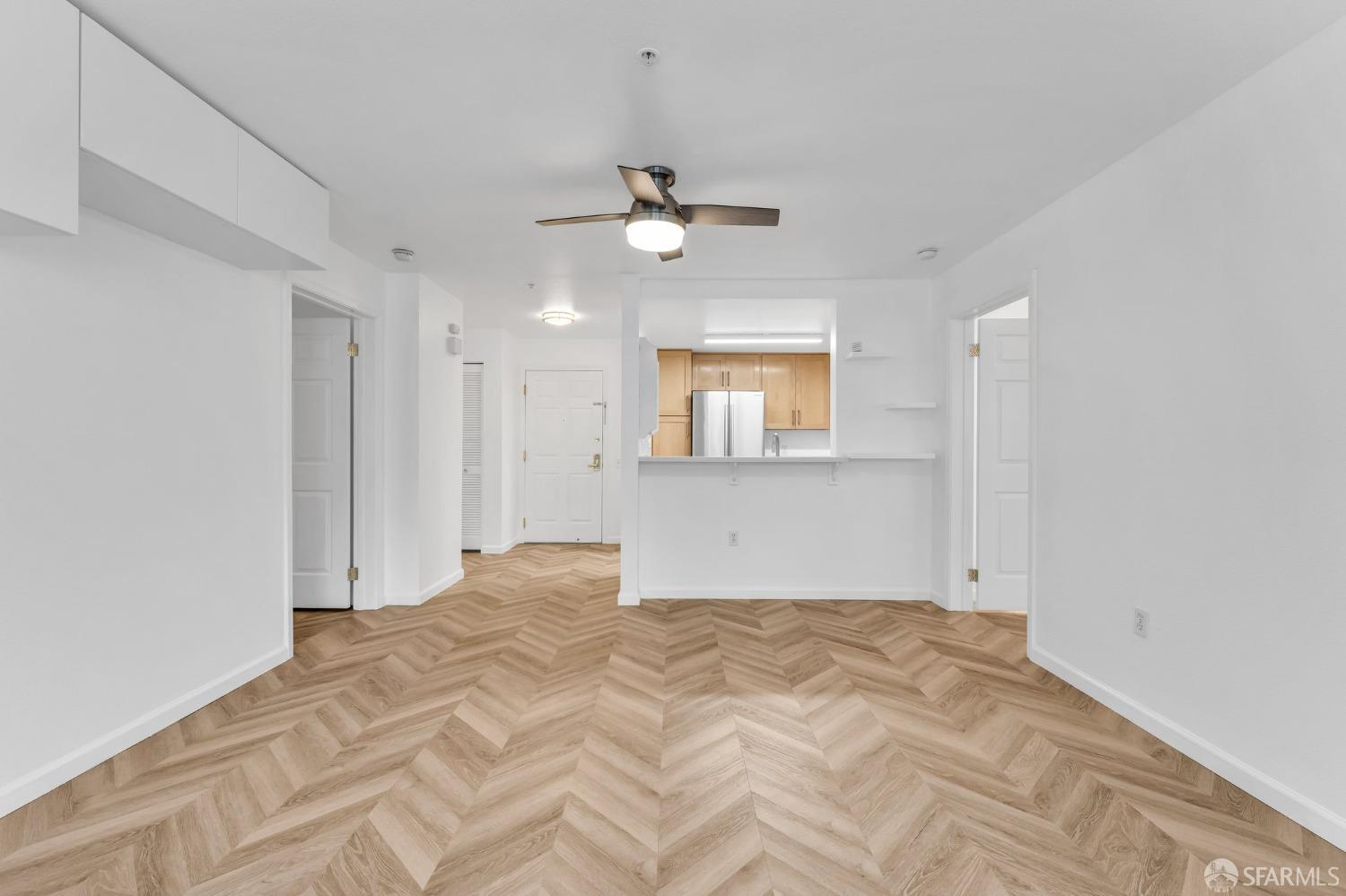 555 10th Street, Unit 102 Oakland, CA 94607 - Photo 5 of 38