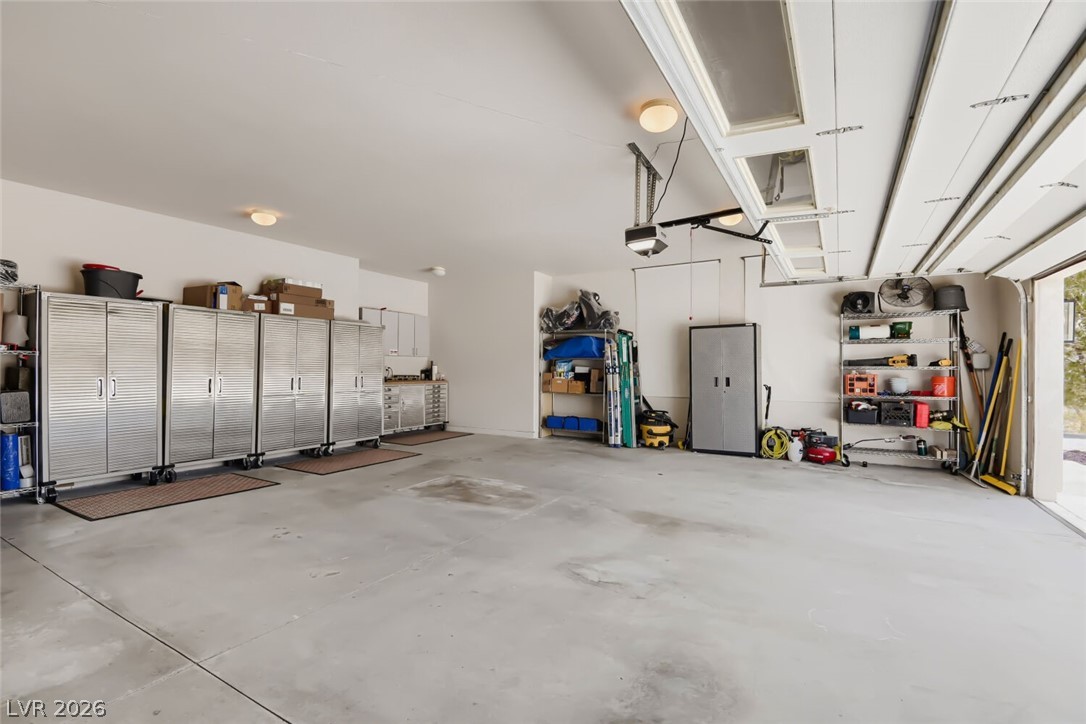13490 Racel Street Las Vegas, NV 89166 - Photo 61 of 99 Garage