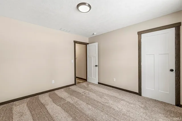 $315,000 | 54555 County Road 1, Elkhart, IN 46514