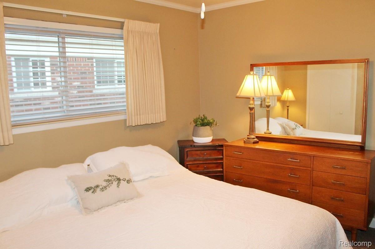 7424 Provincial Road Canton, MI 48187 - Photo 36 of 58 IMG_1861.JPG