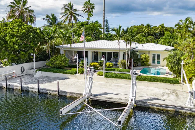 $3,150,000 | 3720 Flagler Avenue, Key West, FL 33040