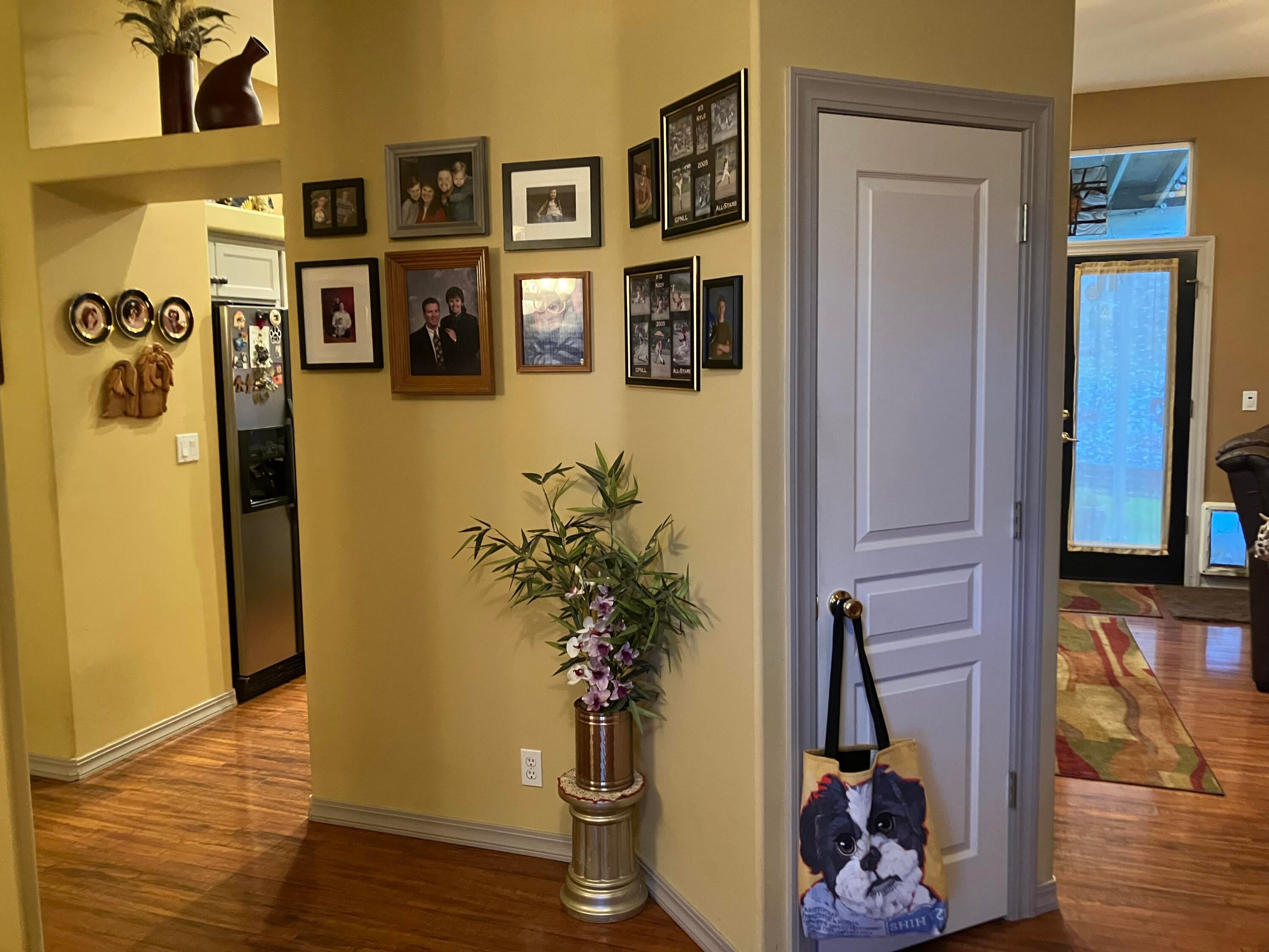 9921 Lower River Road Grants Pass, OR 97526 - Photo 3 of 23 IMG_1646