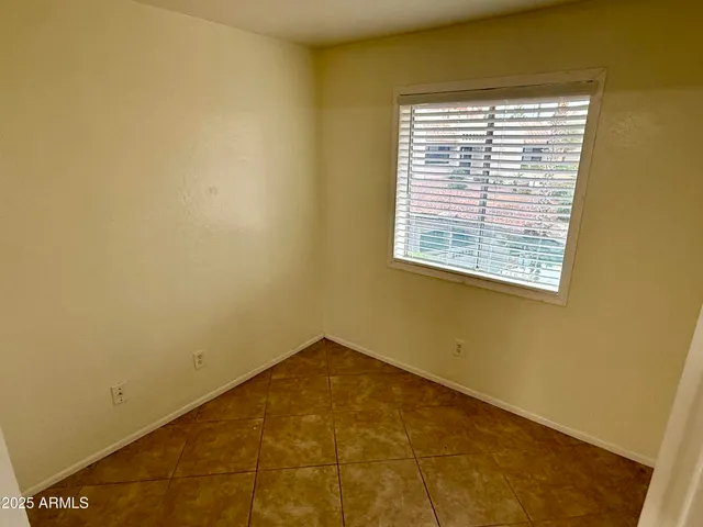 $1,175 | 12123 West Bell Road, Unit 164, Surprise, AZ 85378