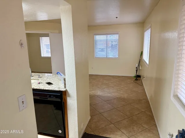 $1,175 | 12123 West Bell Road, Unit 164, Surprise, AZ 85378