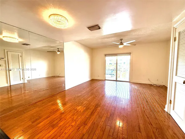 $3,000 | 2533 Northeast 15th Street, Pompano Beach, FL 33062