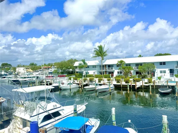 $3,000 | 2533 Northeast 15th Street, Pompano Beach, FL 33062