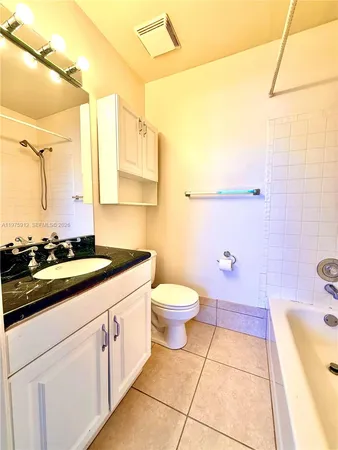 $3,000 | 2533 Northeast 15th Street, Pompano Beach, FL 33062