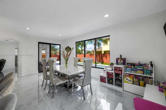 $829,900 | 15987 Southwest 141st Street, Miami, FL 33196