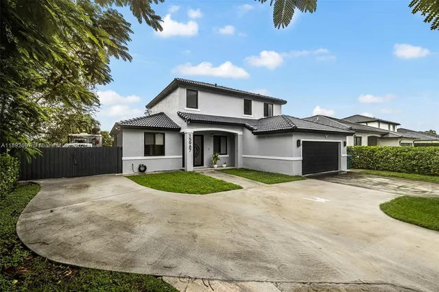 $829,900 | 15987 Southwest 141st Street, Miami, FL 33196