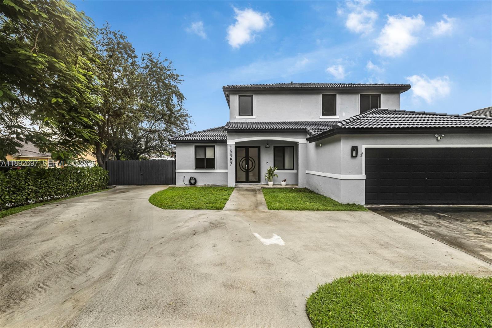 15987 Southwest 141st Street Miami, FL 33196 - Photo 3 of 43