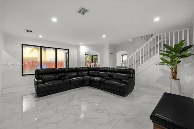 $829,900 | 15987 Southwest 141st Street, Miami, FL 33196