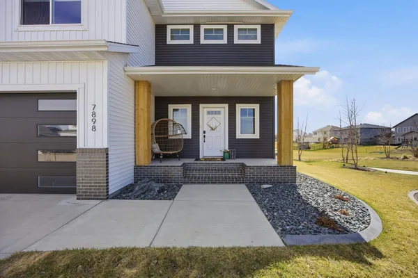 $629,900 | 7898 Northern Lgts Avenue, Horace, ND 58047