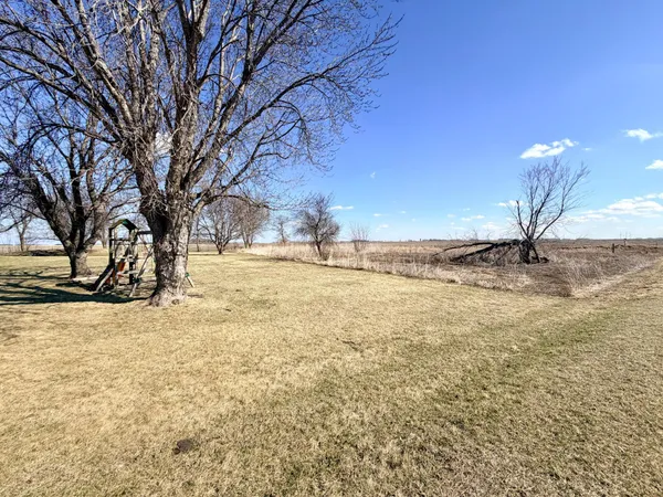 $295,000 | 33210 810th Street, Brewster, MN 56119