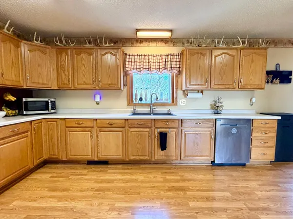 $295,000 | 33210 810th Street, Brewster, MN 56119