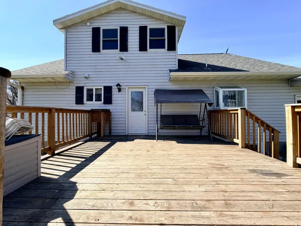 $295,000 | 33210 810th Street, Brewster, MN 56119