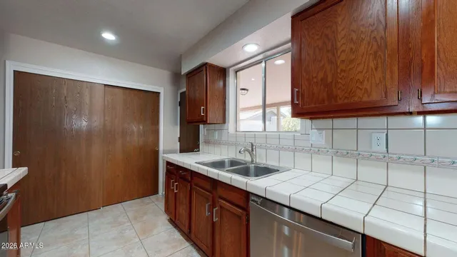 $1,995 | 1330 West 13th Street, Tempe, AZ 85281