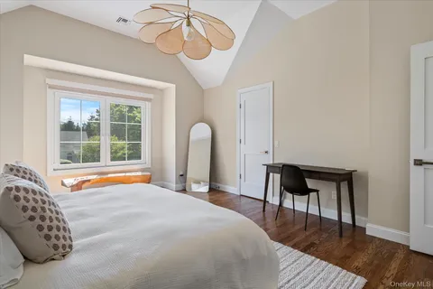 $1,950,000 | 660 Sutton Place, Greenport, NY 11944