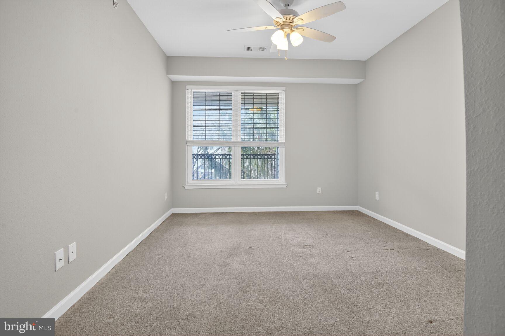1600 Spring Gate Dr., Unit 2402 McLean, VA 22102 - Photo 17 of 33 2nd bedroom