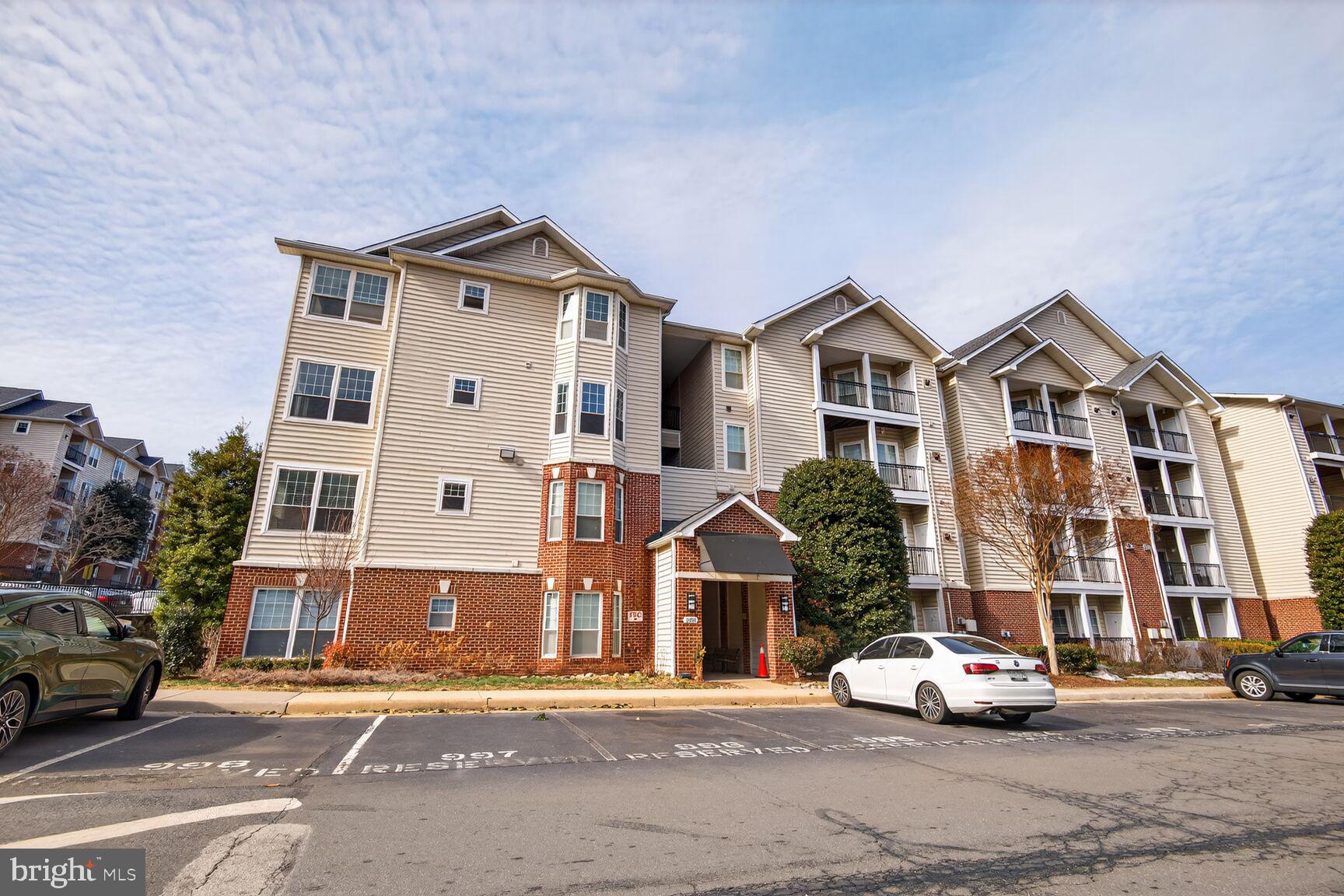 1600 Spring Gate Dr., Unit 2402 McLean, VA 22102 - Photo 21 of 33