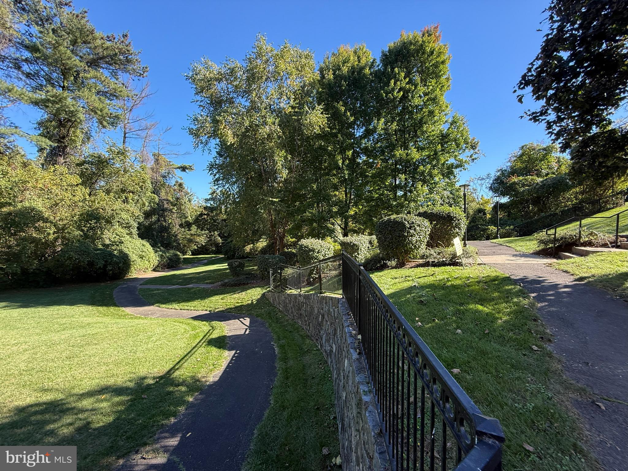 1600 Spring Gate Dr., Unit 2402 McLean, VA 22102 - Photo 25 of 33 Walking Paths