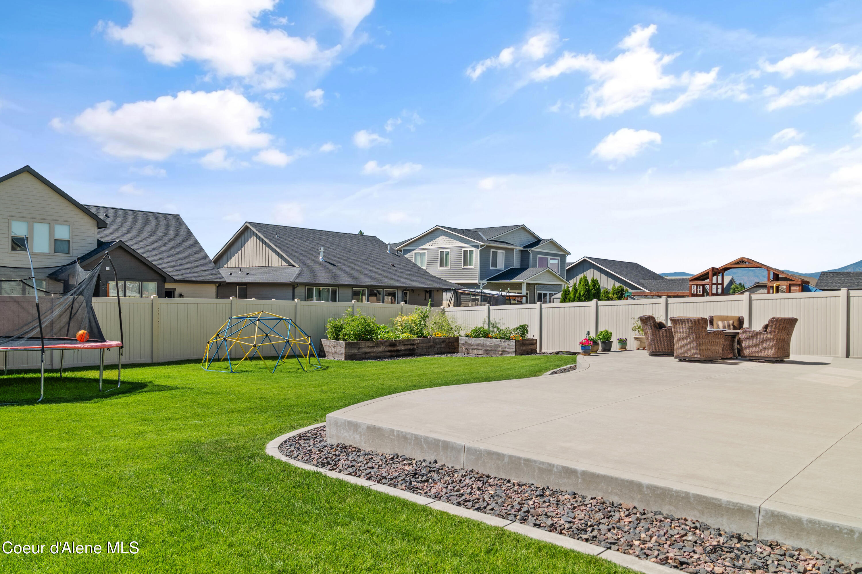 2877 North Callary Street Post Falls, ID 83854 - Photo 33 of 36 2877NCallarySt.-EXTERIOR (6)