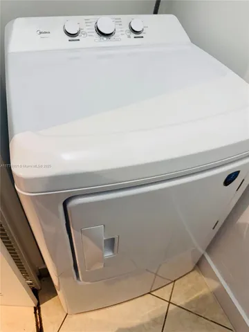 $3,100 | 19555 East Country Club Drive, Unit 8108, Aventura, FL 33180