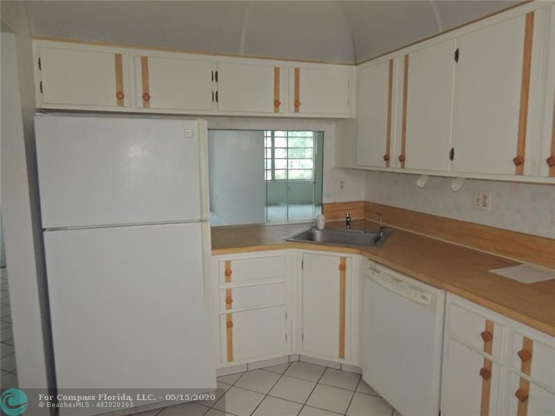 7400 Northwest 17th Street, Unit 209 Plantation, FL 33313 - Photo 5 of 11