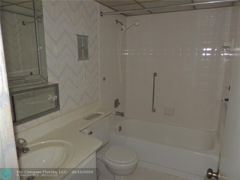 7400 Northwest 17th Street, Unit 209 Plantation, FL 33313 - Photo 10 of 11