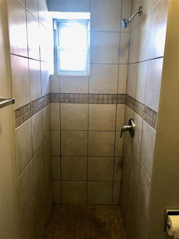 3604 Bates Street Pittsburgh, PA 15213 - Photo 2 of 7