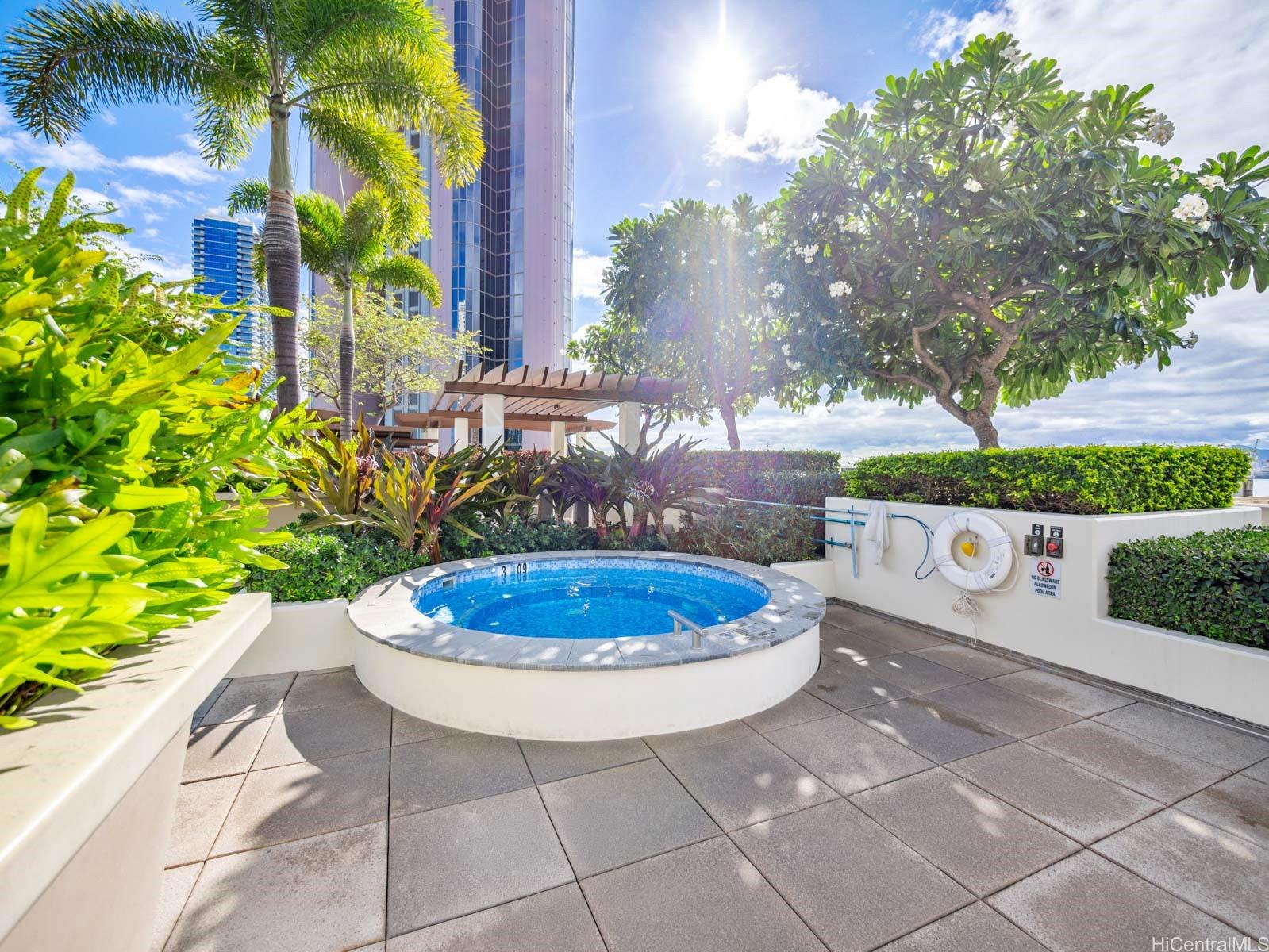555 South Street, Unit 111 Honolulu, HI 96813 - Photo 23 of 25