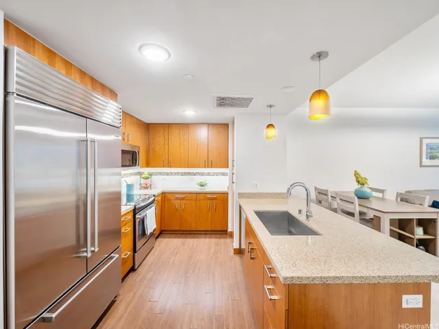 $1,425,000 | 555 South Street, Unit 111, Honolulu, HI 96813