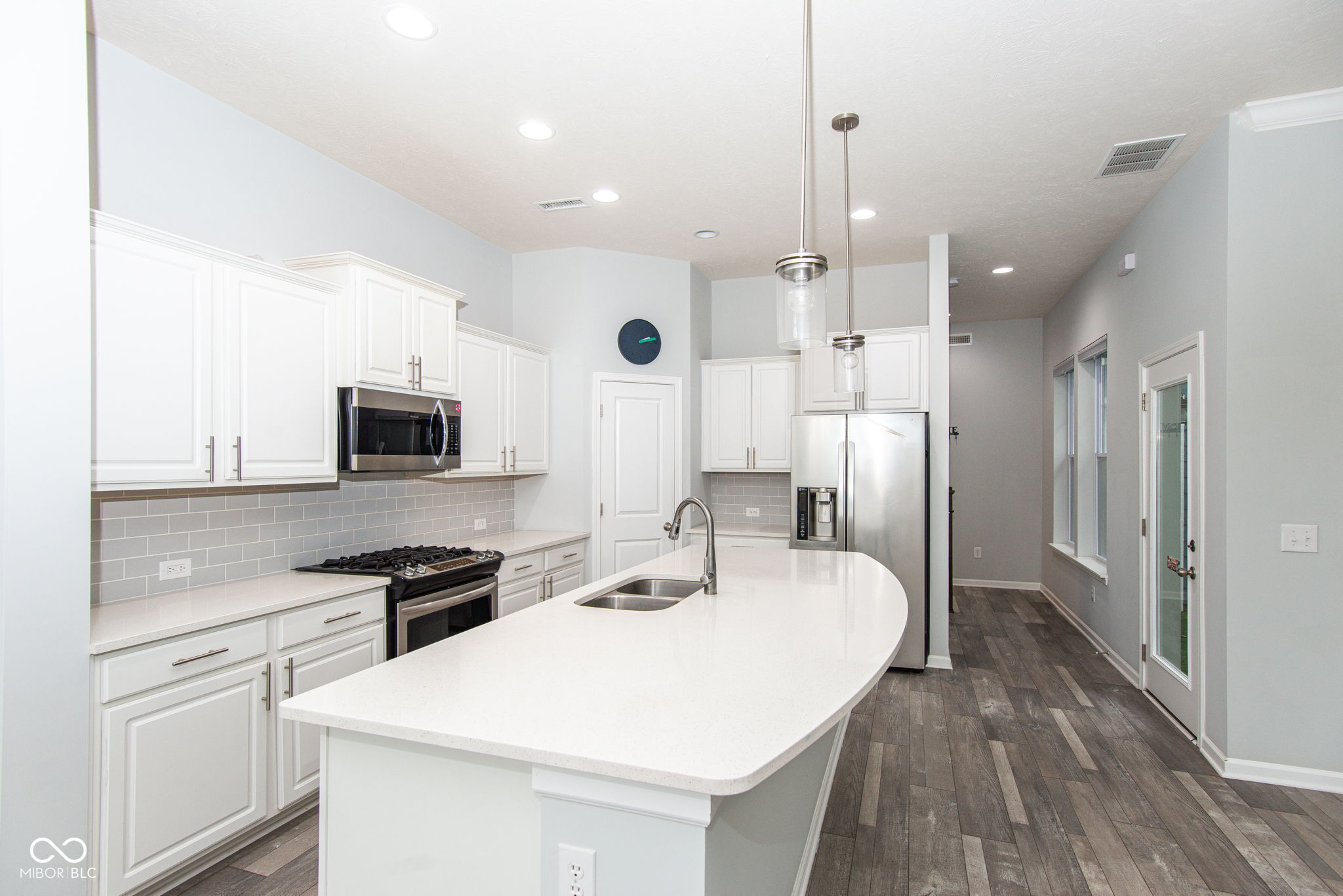 13075 Pennington Road Fishers, IN 46037 - Photo 5 of 52