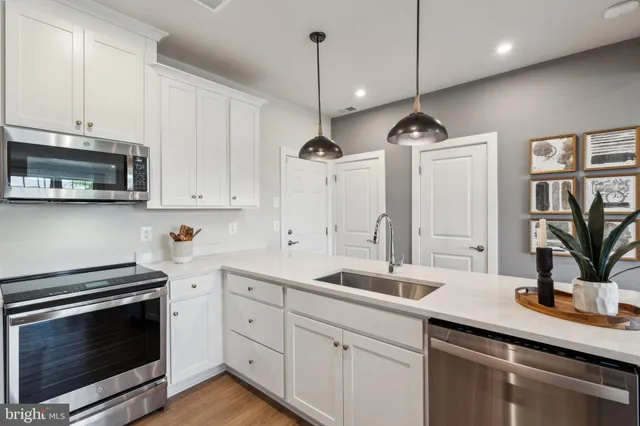 $539,885 | 1051 Inferno Terrace Southeast, Leesburg, VA 20175