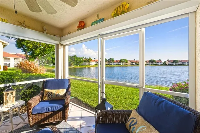 $369,900 | 7772 Emerald Circle, Unit 101, Naples, FL 34109