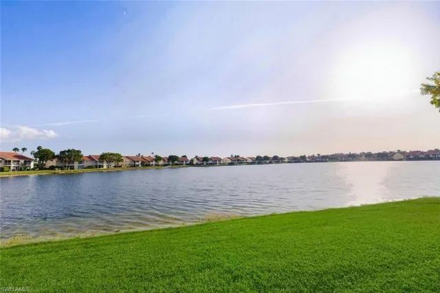 $369,900 | 7772 Emerald Circle, Unit 101, Naples, FL 34109