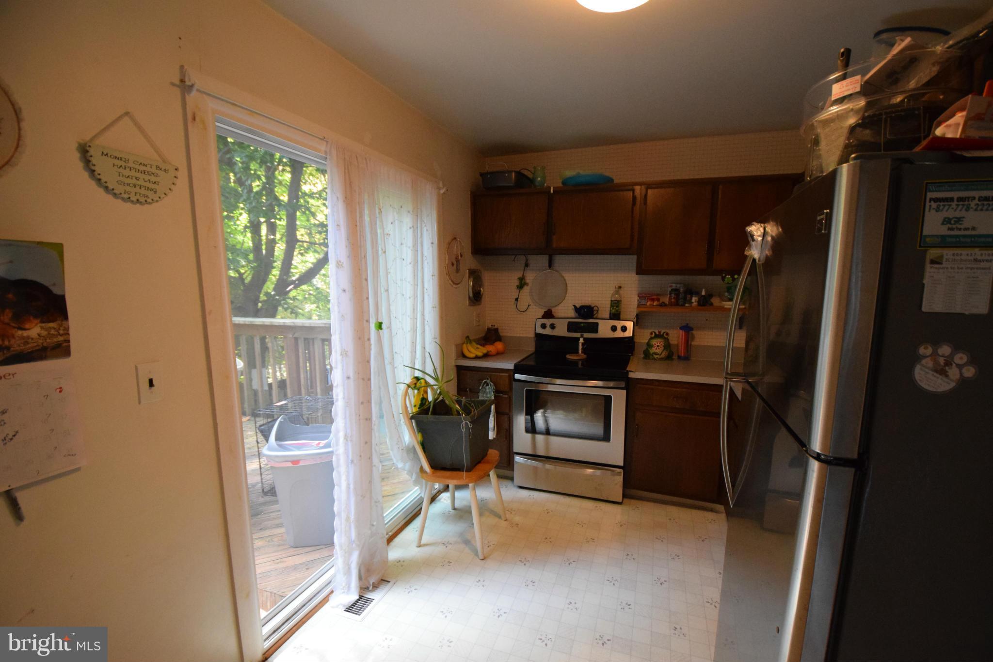 3511 Santee Road Baltimore, MD 21236 - Photo 9 of 16 Kitchen