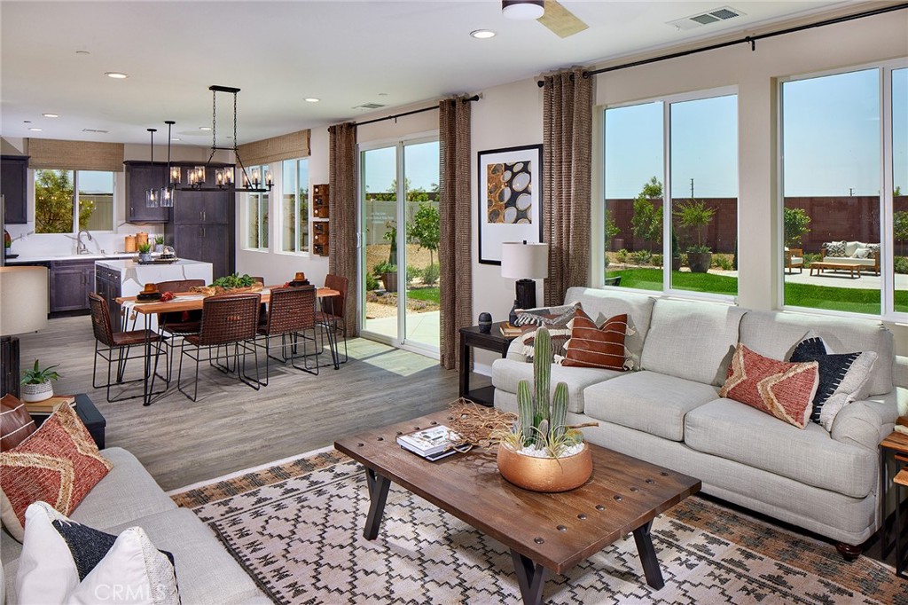 30963 Campania Road Highland, CA 92346 - Photo 3 of 20